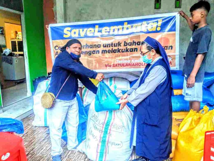 Satu Lamaholot Pastikan Seluruh Bantuan Tersalurkan ke Warga yang Membutuhkan