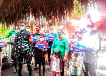 Persit Kartika Candra Kirana Ranting 4 Dim 1624 Salurkan Bantuan