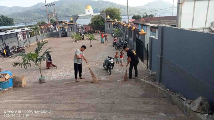 BKM Masjid Agung Syuhada Larantuka dan Umat Muslim Ekasapta Gelar Baksos