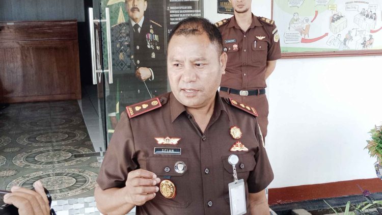 Kajari Yupiter Selan Penjarakan Akun ATP di Polres Lembata