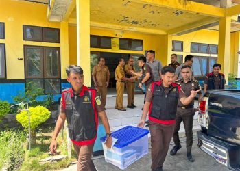 Jaksa Penyidik Kejari Lembata Lakukan Penggeledahan dan Penyitaan di 3 lokasi