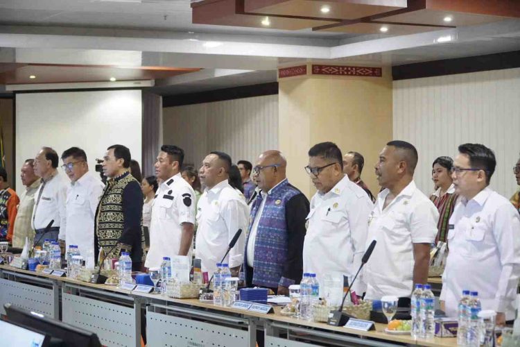 ​Direksi Baru Bank NTT Ditetapkan: Gubernur Melki Mandatkan Akselerasi Transformasi, Bupati Lembata Tagih Kinerja Kredit Produktif