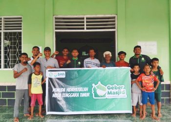 Sambut Ramadhan, Pemuda Hidayatullah NTT Sinergi Bersama BMH Gelar GEBER Bersih Masjid di Kupang