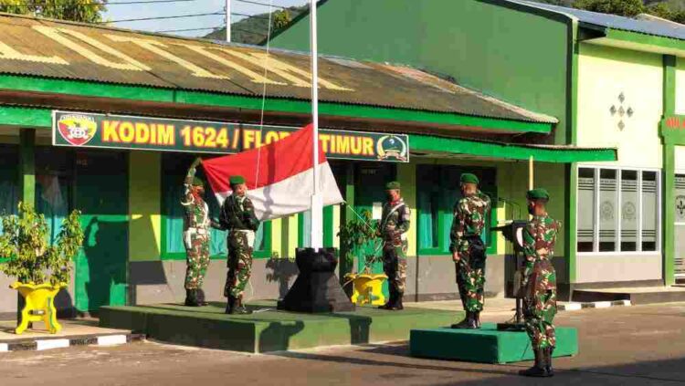 Peringati Upacara Bulanan, Kodim 1624 Flotim Gelar Apel Bersama