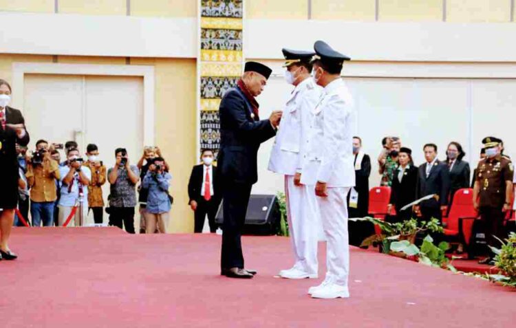 Resmi Dilantik, Doris Rihi Bersedia Fokus Bekerja Untuk Flores Timur