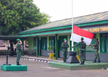 Kodim 1624/Flotim Gelar Upacara Bendera Mingguan Setiap Hari Senin