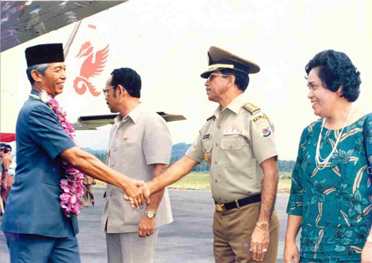 ANTON ENGA TIFAONA JENDERAL POLISI DAN PEJUANG OTONOMI LEMBATA INSPIRASI ANAK KAMPUNG