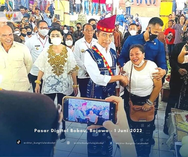 Presiden Jokowi Kunjungi Pasar Digital Bank NTT, Dirut Alex : ” Itu Motivasi Bagi Kami “