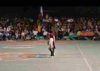 Ratusan Warga Ekasapta Padati Tribun Guang Girak  Dalam Semarak HUT 77 RI