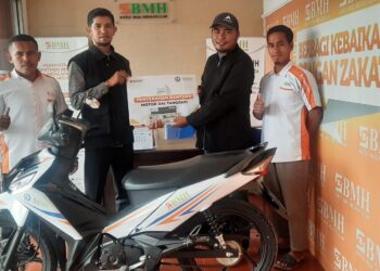 Kuatkan Da’i Pedalaman, Laznas BMH-YBM BRILiaN Berikan Motor Dakwah di NTT