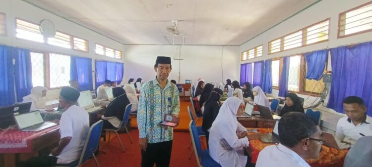 84 Guru PAI Kabupaten Flotim Ikuti PK Online Di MTsN 1 Flotim