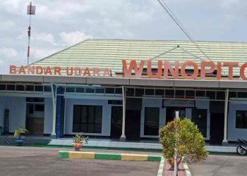 Sambut Nataru Pelayanan Bandara Wunopito Lewoleba Berjalan Normal