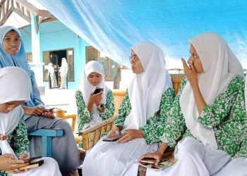 Inilah Pengakuan Siswa/i MAN Waiwerang Dengan Membayar Ongkos Mobil 200 Ribu Per Orang Setiap Bulan