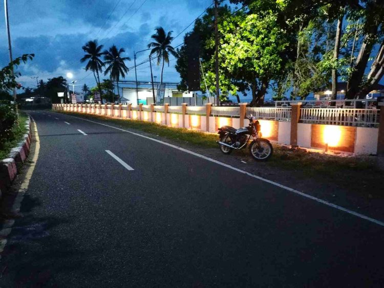 Astaga! Ada Pencuri Gasak Lampu Taman di Pantai Wulen Luo Lewoleba