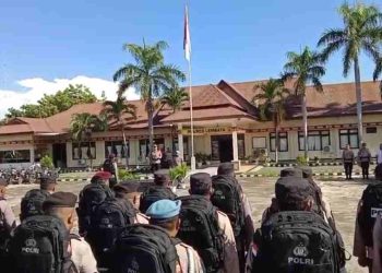 Kapolres Lembata Pimpin Apel Pergeseran Pasukan Pengamanan Pemilu 2024