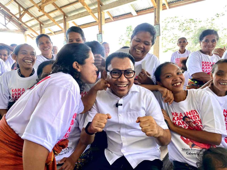 Manggarai Sambut Meriah Ansy Lema, “Kami sudah Lama Merindukan Kaka Tiba di Ruteng”