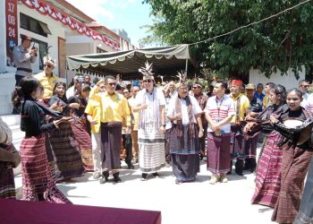 Lembata Jaya Sebagai Paket Pertama, Mendaftar di KPU Lembata, Jimi Sunur Berikan Apresiasi Ke KPU