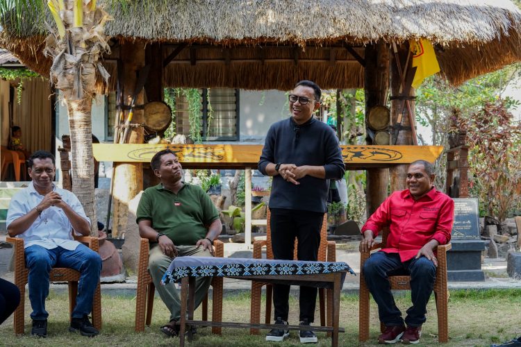 Ansy Lema Kunjungi Kota Reinha Larantuka, ada Nilai Rintisan dan Toleransi Keberagaman Umat