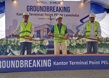 Seremonial Ground Breaking Kantor Terminal Point Pelni Lewoleba Berjalan Sukses