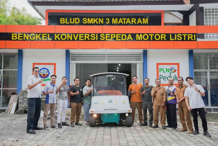 Molis SMKN 3 Mataram Tampil di EV Experience Chapter 3 Mandalika, Bukti Kesiapan NTB Menuju Transisi Energi
