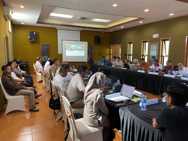 PLN dan Tim Pengadaan Tanah Ekspose Hasil Inventarisasi Jalan Akses PLTP Ulumbu Unit 5-6 kepada Forkopimda Manggarai