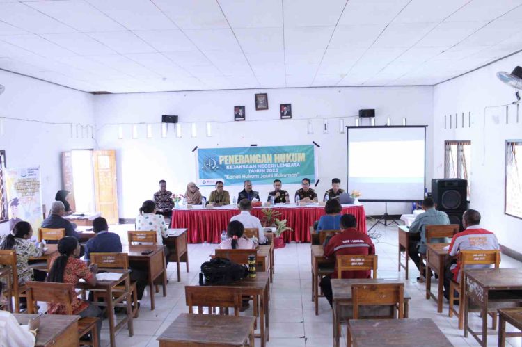 Jaksa Laksanakan Penerangan Hukum Terhadap Kepala Sekolah Dalam Pencegahan Tindak Pidana Korupsi Dalam Pengelolaan Dana BOS