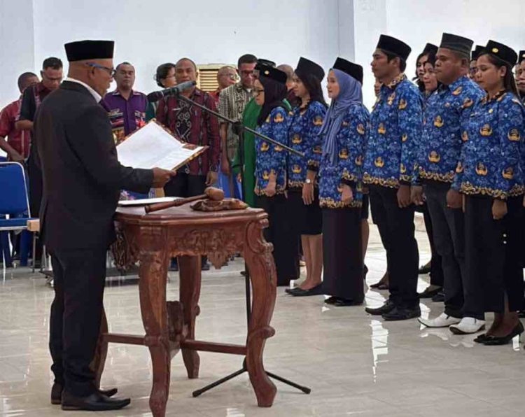 Bupati Lembata Lantik 51 Pejabat Fungsional, Dorong Semangat Kerja dan Inovasi