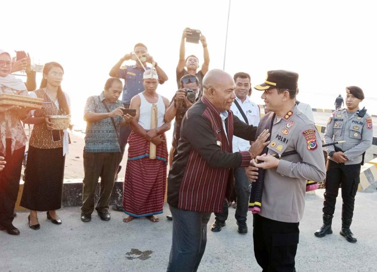 Bupati Lembata Sambut Hangat Kedatangan Kapolres Wahyudi
