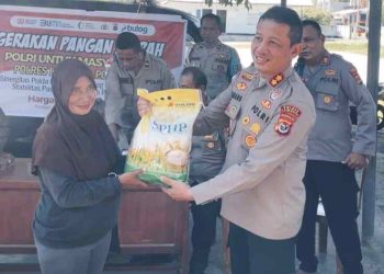 Polres Lembata Laksanakan Gerakan Pangan Murah untuk Masyarakat