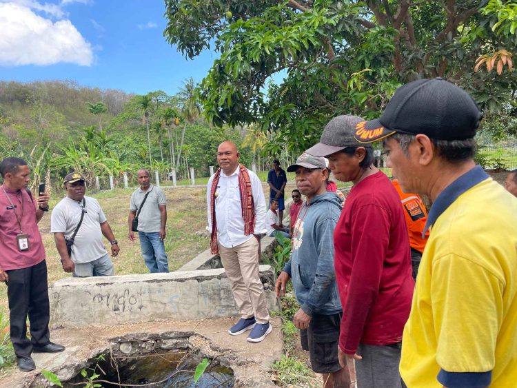 Asa Baru Petani DAS Waikomo: Bupati Tuaq Gerak Cepat Pulihkan Deker yang Kritis