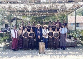 Desa Atakore Lembata Jadi Magnet Wisata: Wabup dan BOPLBF Terpesona dengan Tradisi Memasak Bumi dan Tarian Magis