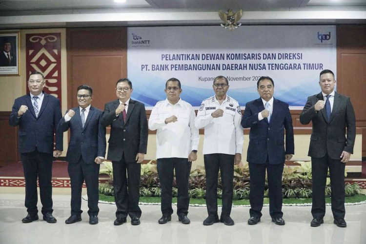 Gubernur Melki Lantik Direksi dan Komisaris Bank NTT, Bupati Lembata Ingatkan Skema Pembiayaan Mudah Diakses UMKM Lokal
