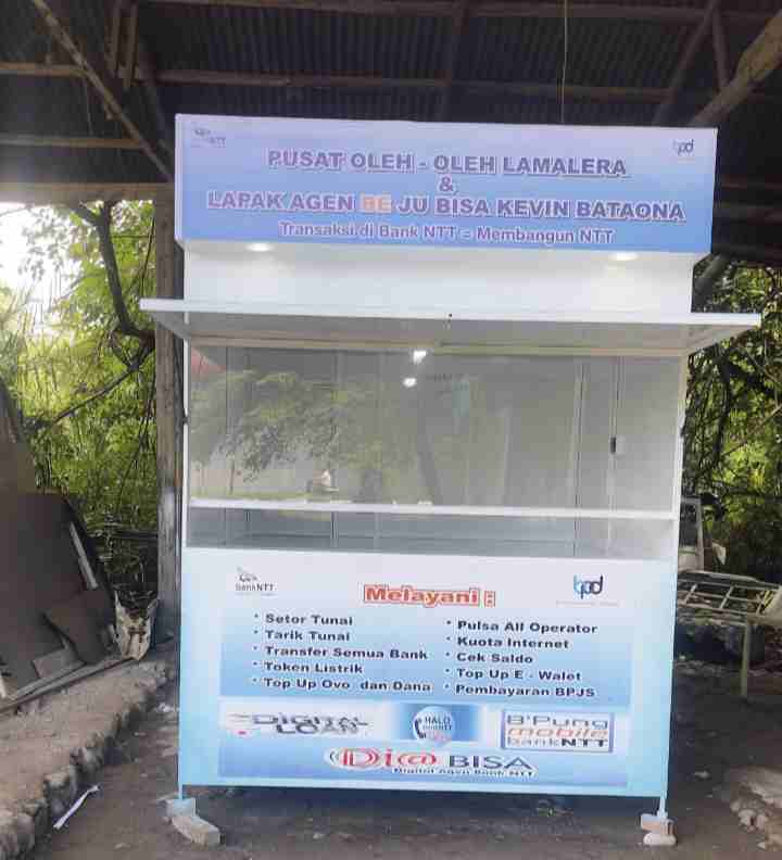 Ide Berlian! Bank NTT Bangun Lapak Laku Pandai dan Hadirkan Kemudahan Bertransaksi Jadi Pusat Ole-ole Khas Lamalera