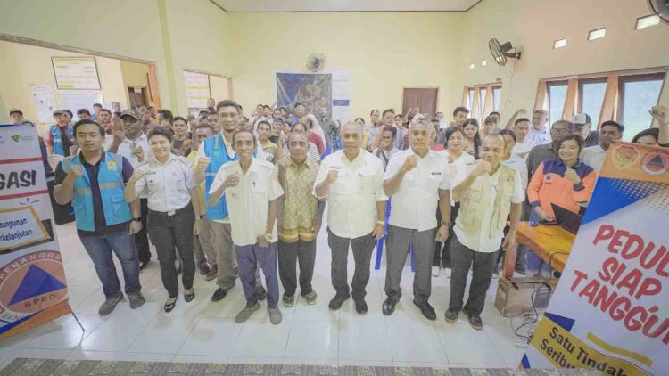 Gelar Simulasi Bencana, PLN UIP Nusra Perkuat Ketangguhan Warga Desa Tablolong dan Lifuleo