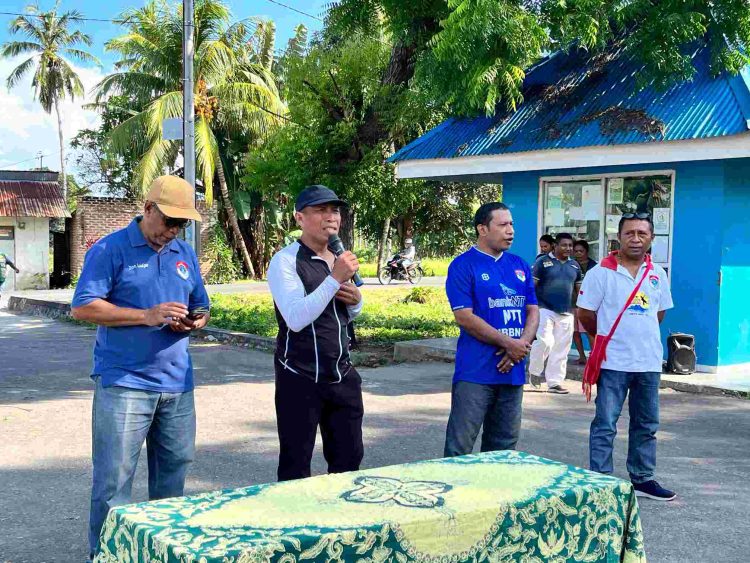 Warga Lewoleba Barat Deklarasi Anti Sampah di Terminal Waikomo, Komitmen Lingkungan Diuji Konsistensi dan Penegakan Hukum