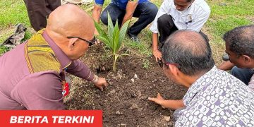 Aksi Tanam Pohon Warnai HUT ke-57 Bupati Lembata, Ajak Masyarakat Peduli Lingkungan